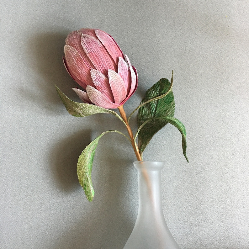 DIY crepe paper Protea instructions