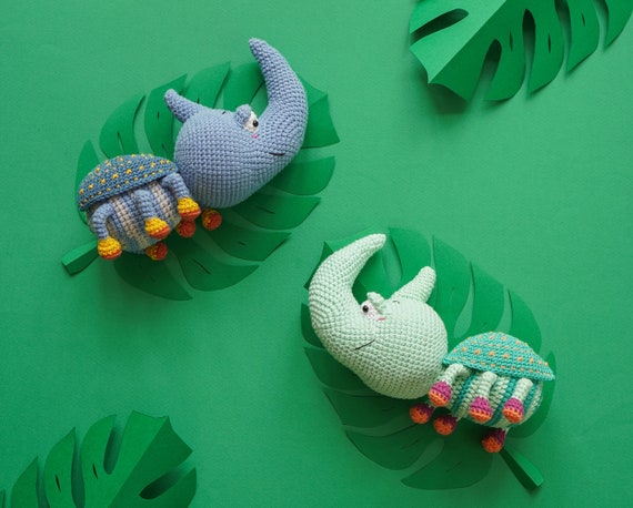 Crochet Amigurumi Book by Aquariwool Crochet crochet Doll Pattern/amigurumi  Pattern for Baby Gift 