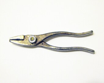 Vintage "Mini" Pliers