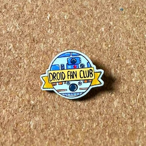 DROID FAN CLUB - Star Wars Pin, Pin en bois, R2D2, BB8, Droids, Jedi, The Force, Lightsaber, C3PO, Brooch, Button, Star Wars Gift