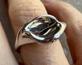 Authentic Tiffany Co. Paloma Picasso Wide Groove Band Ring 925