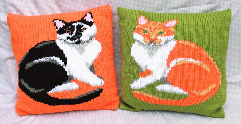 Knitting Pattern PDF Download Black & White Cat Pet Portrait Pillow Cushion Cover image 3