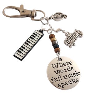 Music Keyring, Music Quote Keyring, Where Words Fail Quote, keyboard Keyring, Piano Keyring, Music Keyring, Music Gift, Music Keyring, piano