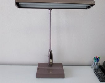 Vintage Metal Desk Lamp, Vintage Office Lamp, Vintage Office, Adjustable Desk Lamp, Spring Arm Lamp, Metal Office Lamp