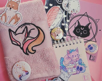 Witchy Lucky Cat, Surprise Gift Box: A Mystery Bag of Cute Animal-Themed Goodies by Lola&#39;s art