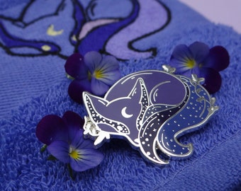 Fox, kitsune, japan, crystal, silver, witch, pastel goth, enamel pin by Lola's art