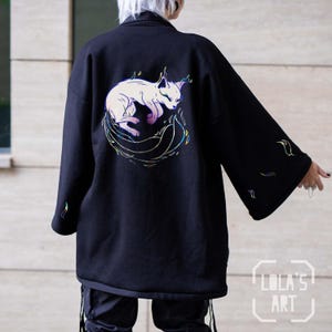 Pyro Kimono: Pyrophobie Katze Holographisch Techwear Haori