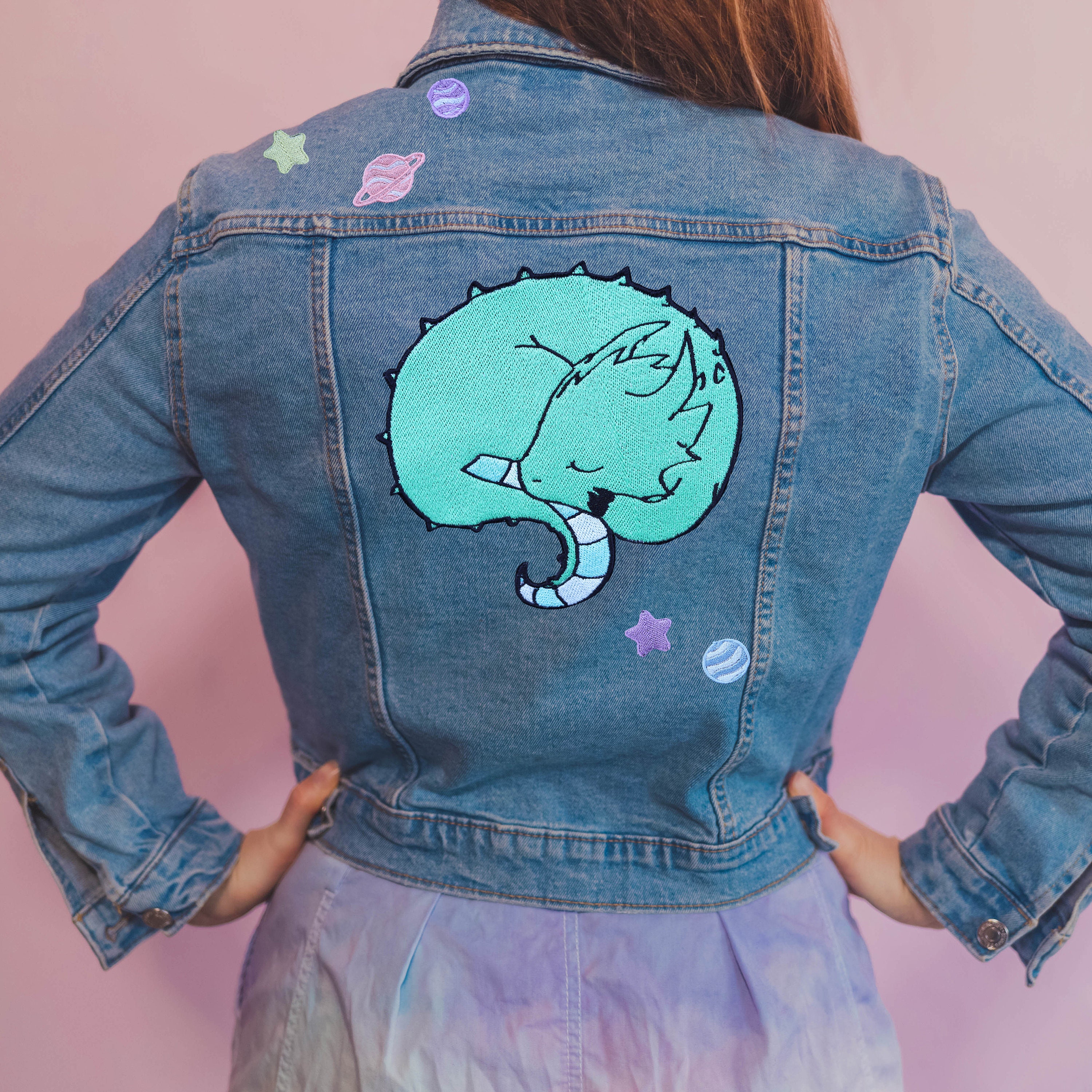 クラネ CLANE EMBROIDERY DENIM JACKET　花柄 刺繍 CLANE（クラネ）の「EMBROIDERY FLOWER G JEAN（デニム
