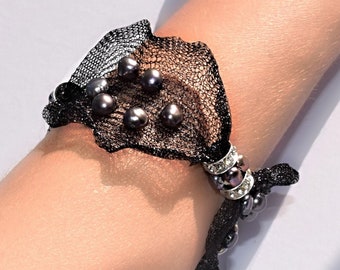 Black wire lace real peal cuff bracelet, Handmade embordered wedding bracelet, Crochet wrist cuff, Crochet mesh jewelry, Real pearl jewelry