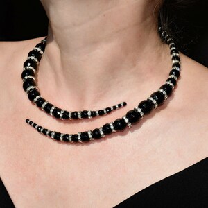 Unique statement collar necklace Onyx beaded image 2
