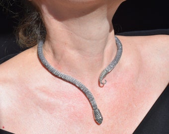 Silver snake necklace, Serpent bendable choker, Flexible open cuff choker, Reptile  torque choker, Snake jewellery, Serpent jewelry