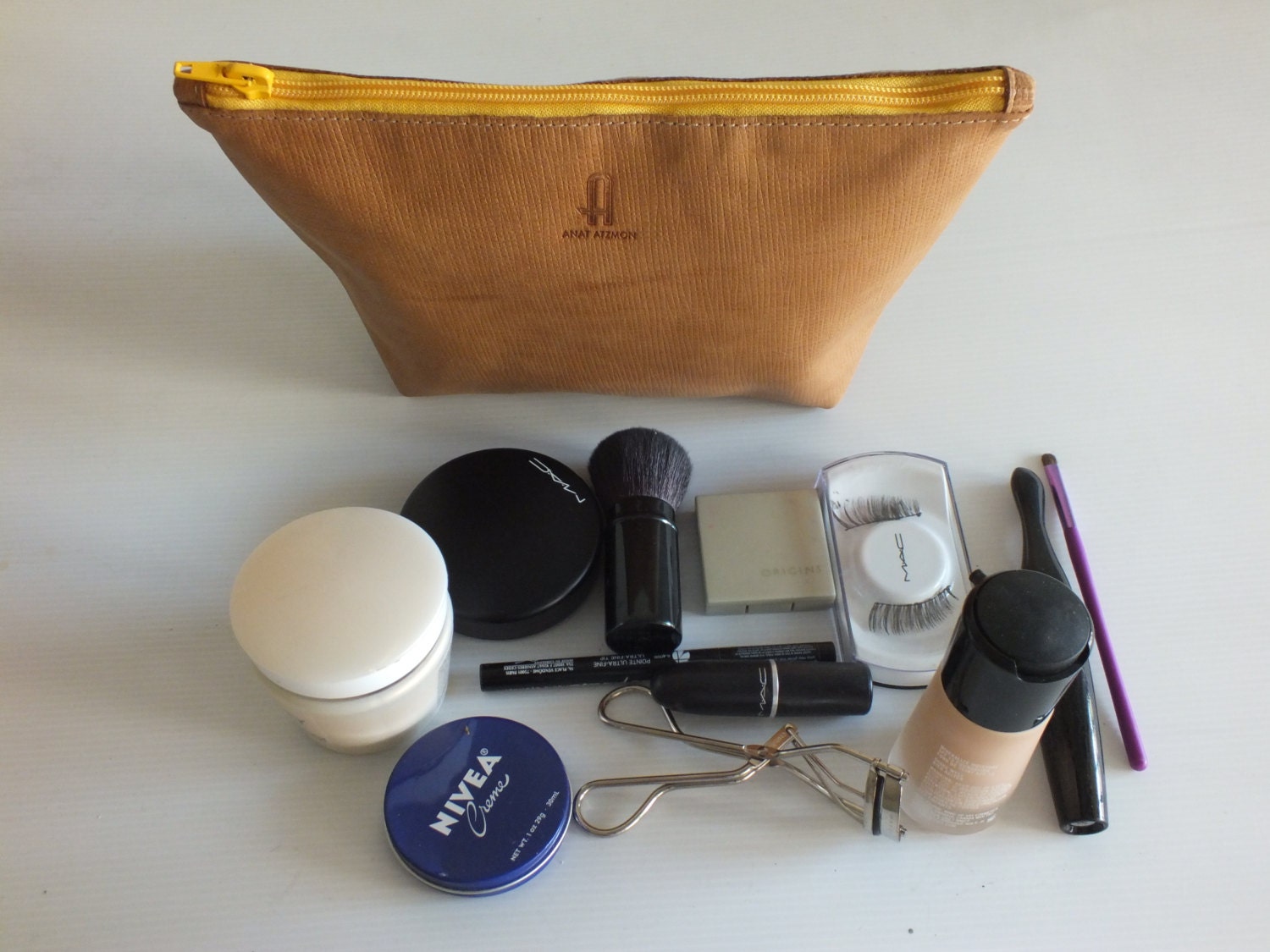SMALL MAKEUP CLUTCH HAUTE PASSPORT main image 1