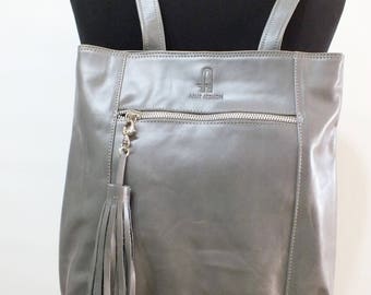 Frauen Ledertasche, Schultertasche, Lederrucksack, handgemachte Tasche, Leder Rucksack Geldbörse, grau Ledertasche, Quaste Tasche Geldbörse, Wonen Rucksack