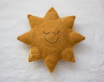 Knitted Sun Pillow Pattern, Beginner Friendly Softie Toy (PDF)