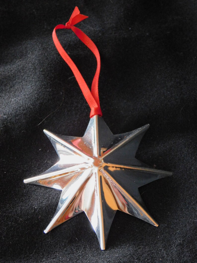 8-point Tin Star Ornament, Handmade, Decoration, Gift 15 and Under image 2