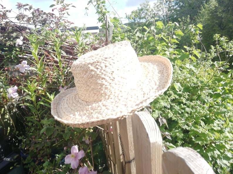 The Monty Garden Hat image 3