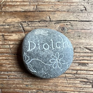 Welsh Diolch/ Thank you pebble