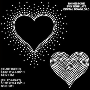 Op de afbeelding: Zwarte digitale download met twee hartontwerpen. Eén is een hartburst-ontwerp en de andere is een gevuld hartontwerp. De tekst "RHINESTONE SVG TEMPLATE DIGITAL DOWNLOAD" staat bovenaan. Het hartburst-ontwerp is 21,87 cm B x 21,62 cm H. Het gevulde hartontwerp is 13,03 cm B x 11,91 cm H.