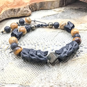 Black Snake Vertebrae Bracelet - Dark Snake Spine Bracelet - Natural Snake Bone Wristlet - Tribal Snake Beaded Amulet - Schlangenarmband