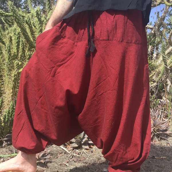Rote Haremshose, handgewebte Baumwolle, Aladin Yoga Alibaba Afghani Goa Hose mit Taschen, Hose mit tiefem Schritt, hochwertige Tribal-Hose