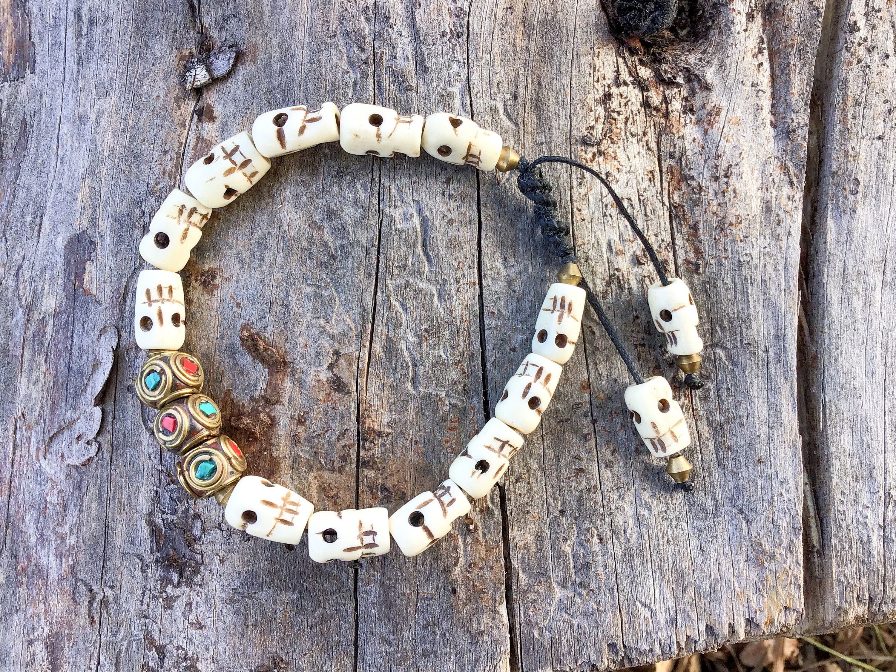 Impermanence Tibetan Skulls Bracelet - Hand Carved Bone Skull Bracelet - Tibetan Inlay Beads Wristlet - Unisex Tribal Nepalese Bone Bracelet