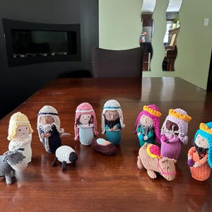 Nativity set, hand knit nativity, 10 piece nativity, kids nativity set, toy nativity, Christmas set, Religious decor
