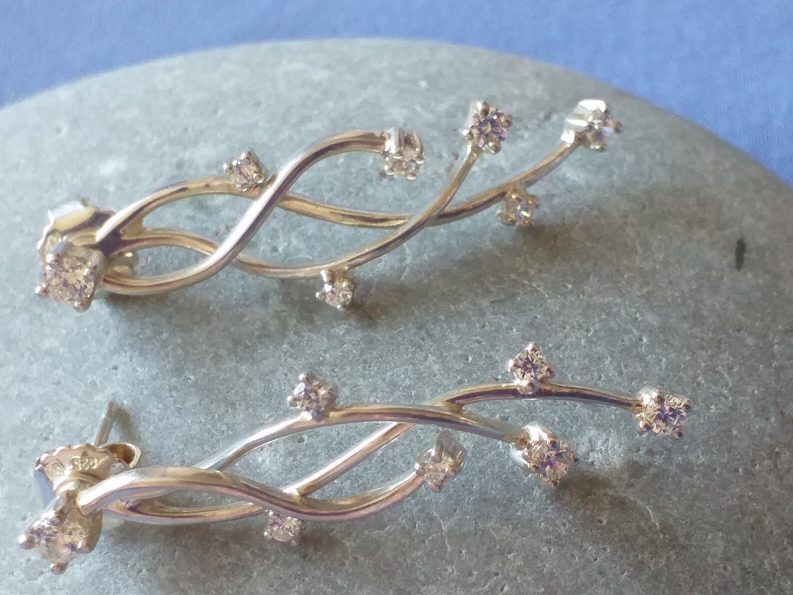 Vintage 925 Sterling Silver Earrings Cubic Zirconia Stud