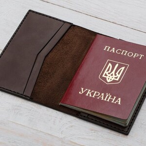LOUIS VUITTON Monogram Passport Travel Wallet 115677