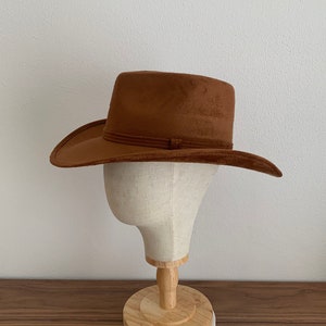 Wide Brim Fedora | Teardrop Rancher Hat | Hat for Women Men | Fedora Hat | Cowboy Hat | STRELITZIEN I