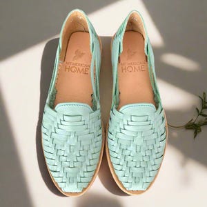 Huarache Sandals Women | Handmade Leather Women&#39;s Sandals | Leather Flip-Flops | Summer Shoes | Leather Flat Shoes | KARAMBOLE