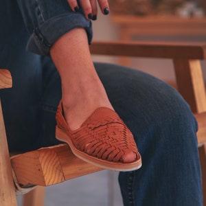 Leather Huarache Sandals for Women | Handmade Summer Shoes | Flat Boho Sandals | Mexican Leather Footwear | MISPEL