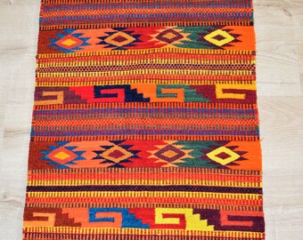 Zapotec Rug * Traditional Design * 100% Sheep Wool and Natural Dyes Set of 2 hot dishes holder 9x10in.
