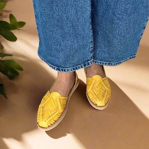 Huarache Sandals Women | Leather Sandals Women | Handmade Sandals | Leather Summer Shoes | Boho Sandals | Flat Sandals | BANANE