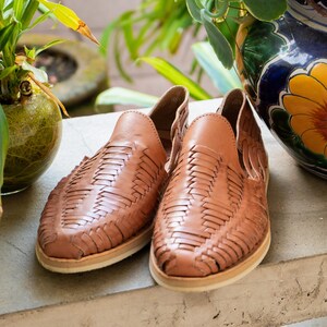 Huarache Sandals Men, Handmade Leather Men's Sandals, Leather Flip-Flops, Summer Shoes, Leather Flat Shoes RAMBUTAN 画像 6