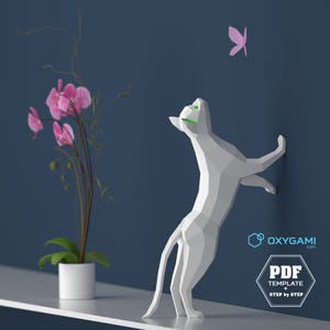 Kat Papercraft, 3D PDF-sjabloon, Papercraft Dieren, Low Poly DIY, DIY Paper 3D Art, Diy Paper Statue, Papercrafting, Perfect op een bureau afbeelding 1