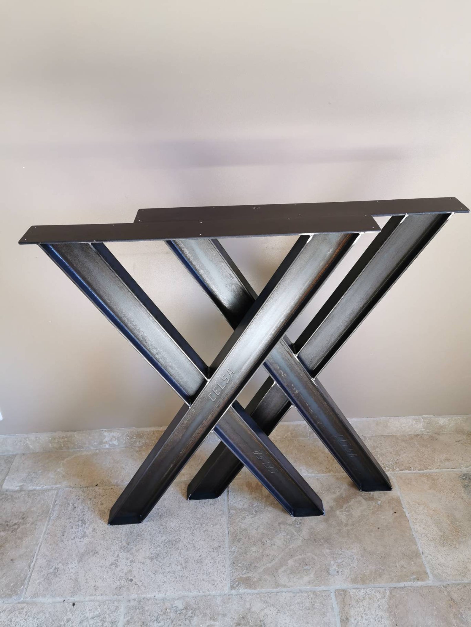 Pied De Table Industriel En Acier Noir - H90 X L80 Cm - Fait Main, Finition Vernis