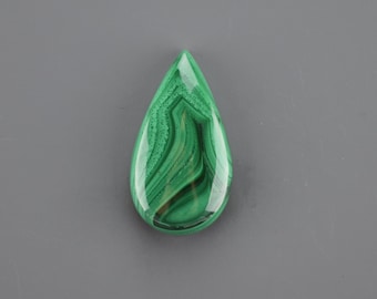 Polished Malachite Teardrop Cabochon (44.1 x 23.9mm)