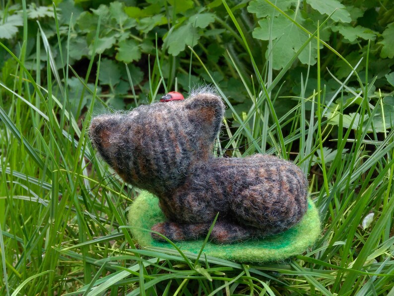 Gray Tabby Kitten Felted Cat figurine Wool sculpture \u0421at statue Gray Cat lovers gift Veterinarian gift Tabby Cat owner gift Felt Cat Toy