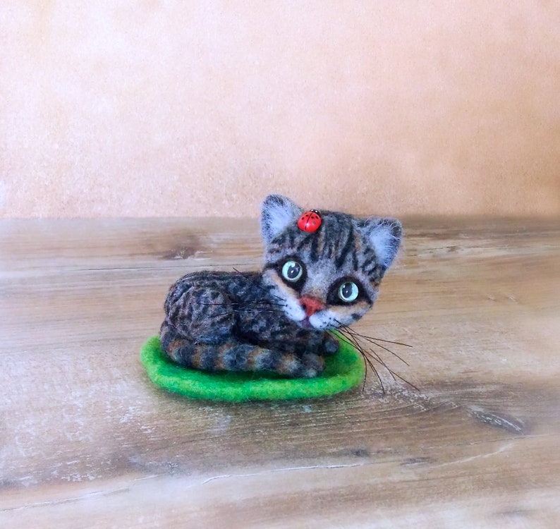 Gray Tabby Kitten Felted Cat figurine Wool sculpture \u0421at statue Gray Cat lovers gift Veterinarian gift Tabby Cat owner gift Felt Cat Toy