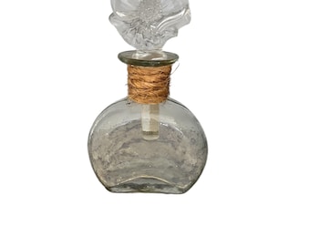 Frasco de perfume de vidrio soplado a mano con tapón de flor de vidrio Mikasa vintage