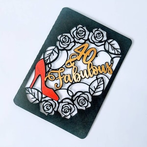 SVG Cricut Vierzig und Fabful Forties Einladung Vorlage Geburtstag Ordner Karte 40er Jahre Silhouette Cameo Laser Cut High Heels Rosen