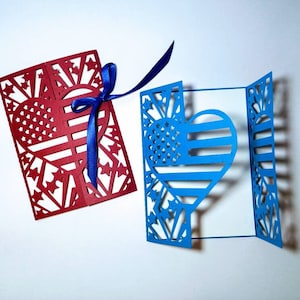SVG Cricut 4. Juli Torfaltkarte Vaterländisches Herz Amerika Flaggenkarte Glückliche Unabhängigkeitstag Karte Silhouette Cameo Laser Cut Kartenvorlage