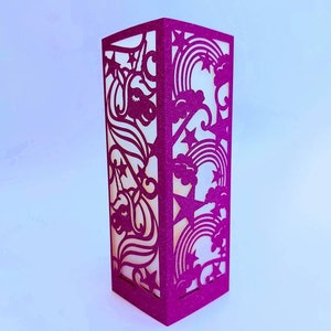 Arquivo de corte SVG Cricut Lanterna de unicórnio 3D Tema de corte a laser Decoração de festa de unicórnio Modelo de corte de peça central Silhueta de menina de aniversário Cameo dxf