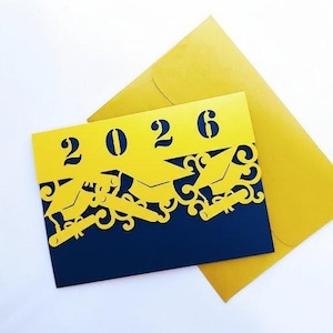 卒業招待状 SVG カード 2026 年度卒業クラス Cricut カットファイル 三つ折りポケット 横長のお知らせ シニア 2026 シルエットカメオ レーザーカット 画像 1