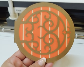 Felice Pasqua SVG a strati Scheda conigli Porta Cricut Silhouette Cameo Taglio laser File SVG di Pasqua Modelli di uova di Pasqua Biglietti per bambini Fiaba