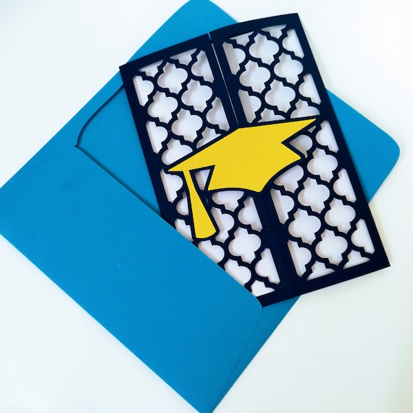 Examenskort med mössa SVG-klippfil, mallar för tillkännagivande av klass 2026, Cricut-portfolio, inbjudan till seniorhälsning, laserskuren silhuett, cameo