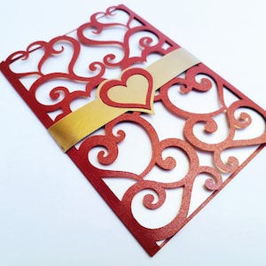 Cartão SVG Gate Fold Hearts modelo de corte de arquivo Cricut porta-convites corte a laser silhueta de corte camafeu convite de casamento cartão de aniversário