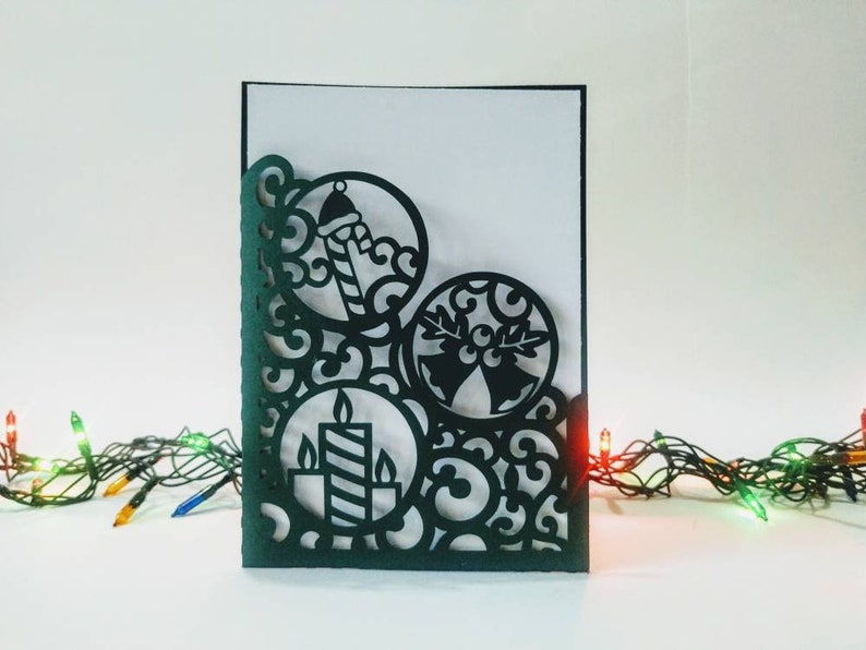 SVG-mall Cricut julfickakort 5x7 tum Silhouette Cameo Laser julklappar Julklockor Godisljus Julsvirvlar bild 5