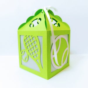Plantillas de archivos de corte de Cricut de caja SVG, tenis, deportes, caja de regalo, regalos, Silhouette Cameo, corte láser, regalo de cumpleaños para amantes del tenis, pelota SVG, raqueta de tenis