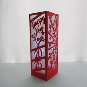 Lanterna SVG Feliz Ano Novo 2025 Centro de mesa SVG Arquivos de corte Modelos Luminárias de Natal Arquivos de corte Cricut Maker Silhueta Cameo Ano Novo